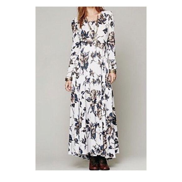 Free People First Kiss Maxi Dress Medium Sleeve Flowy Floral Scoop Neck White - Picture 2 of 16